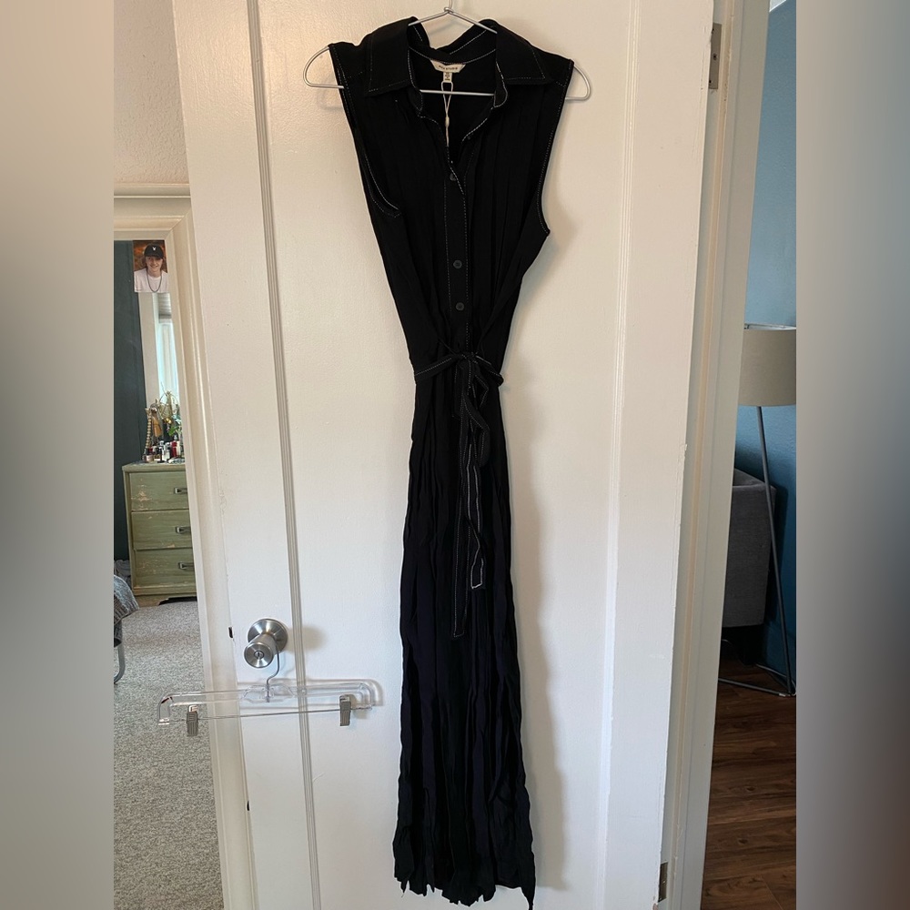 NWTs - M a x S t u d i o maxi dress